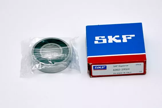 Подшипник  6002 2RS (180102)/P5 15х32х9мм SKF
