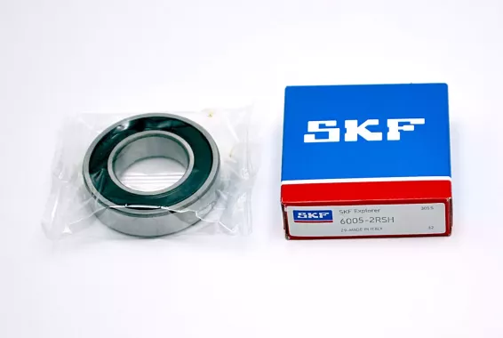 Подшипник  6005 2RS/P5 (180105) 25х47х12мм SKF